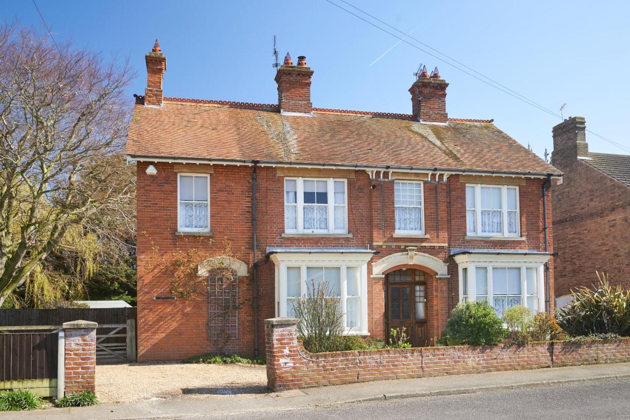 Villa The Old Surgery In Kessingland Lowestoft Exterior foto